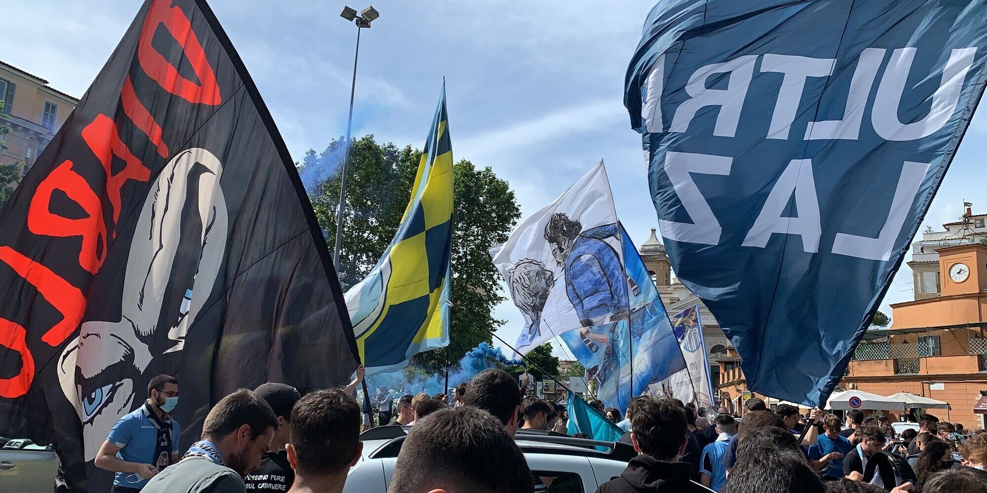Tifosi Lazio, tensione vicino all’Olimpico: 1 arresto, 23 identificati