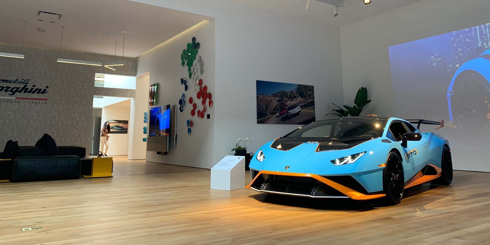Lamborghini, un super Lounge nel cuore di New York