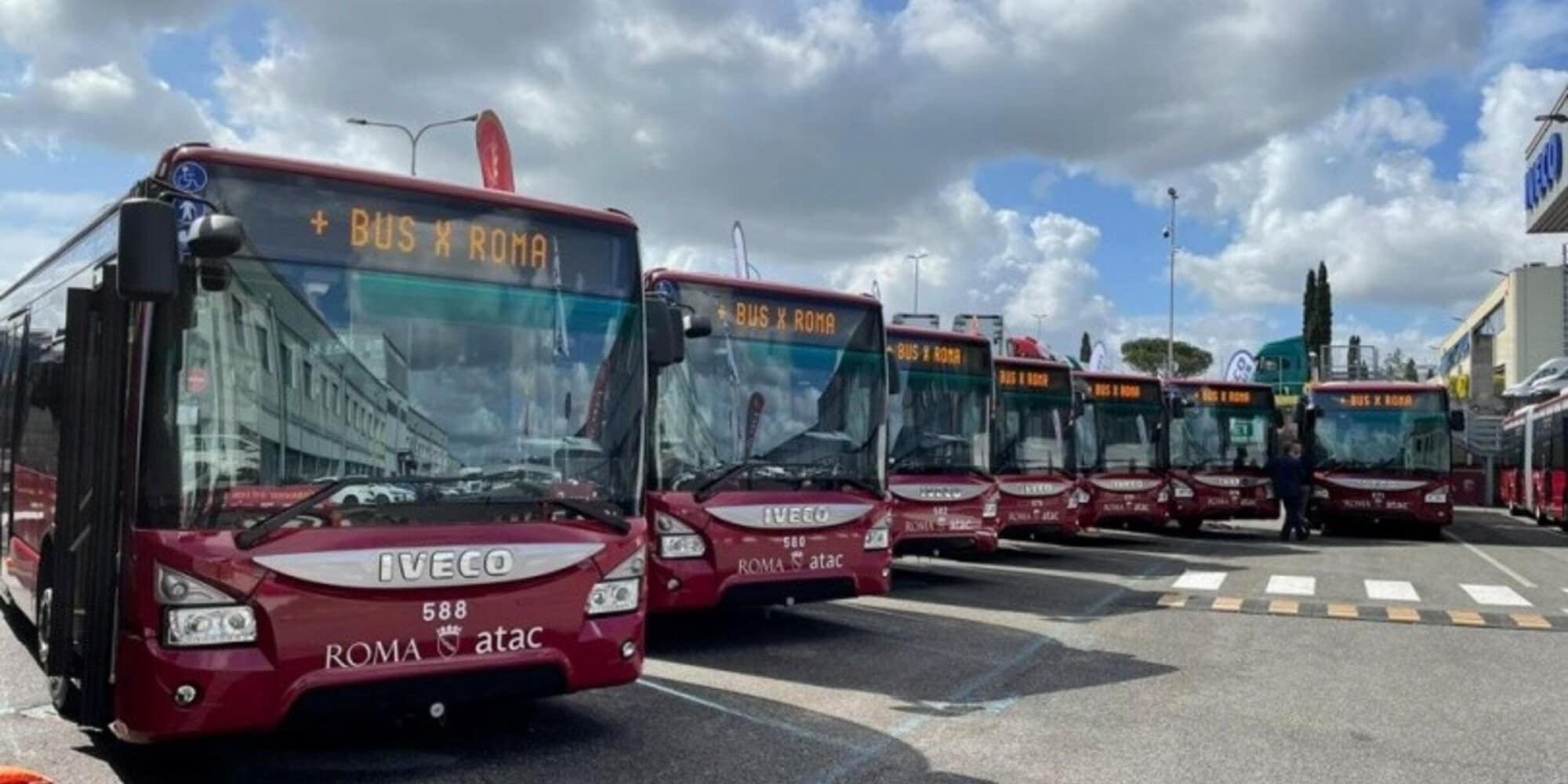 Roma, l'incognita dei nuovi autobus a metano: in realtà sono a gasolio?