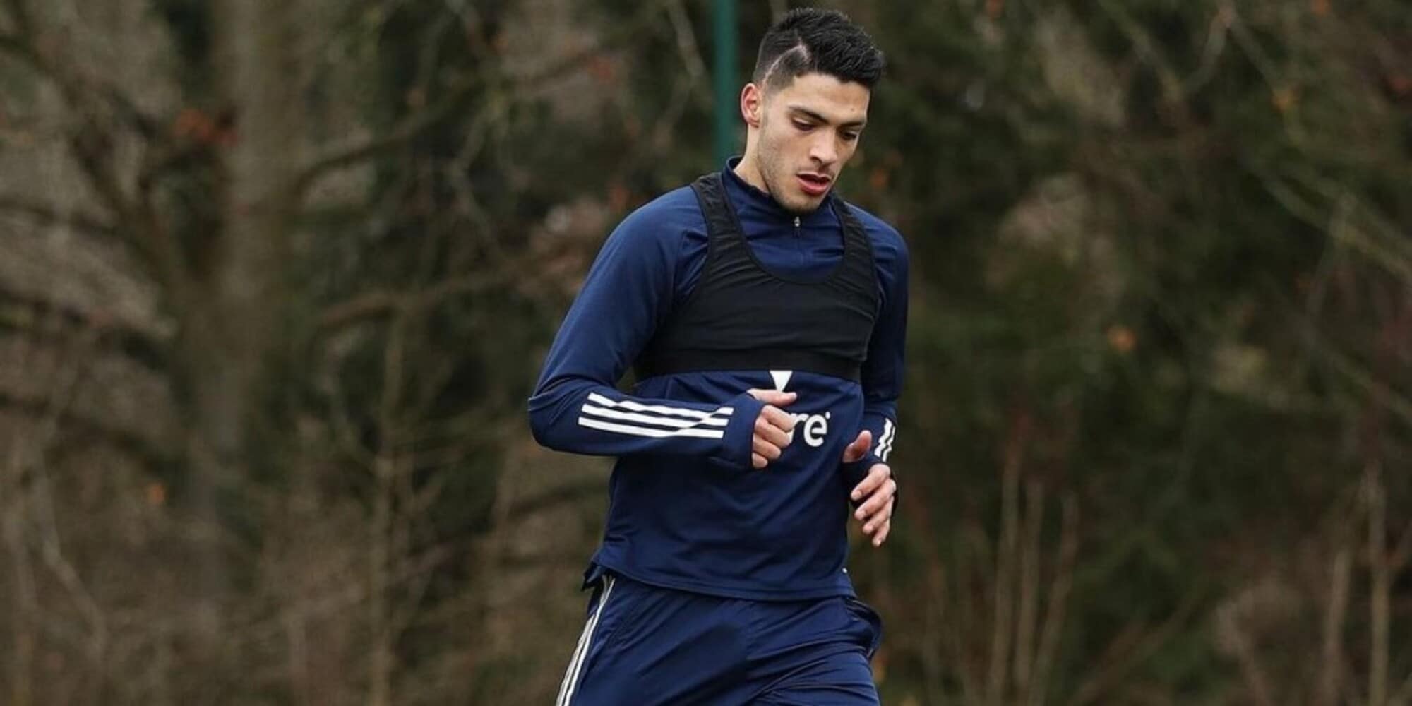 Raul Jimenez tornerà a giocare: userà un casco