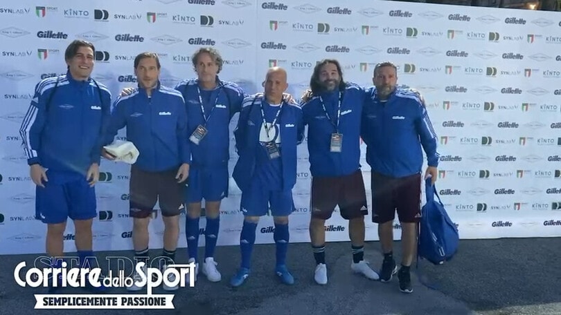 Totti e De Rossi sfidano Vieri: i due ex capitani in forma smagliante