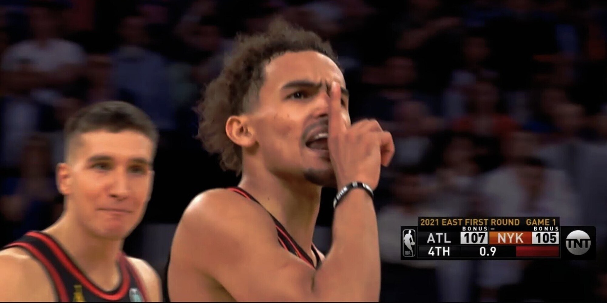 Playoff Nba, Atlanta zittisce i Knicks con Trae Young. Ok Memphis