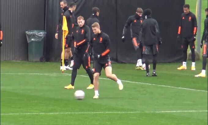 Juve, il Barcellona torna su De Ligt