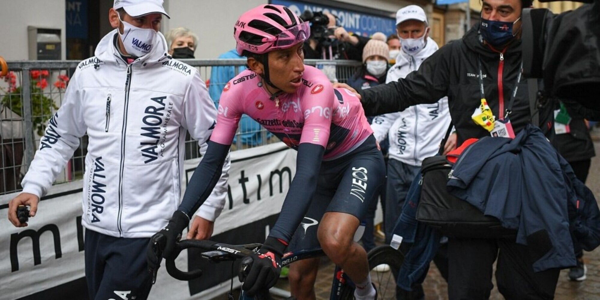 Giro d'Italia, cambia la 19ª tappa: cancellato il Mottarone