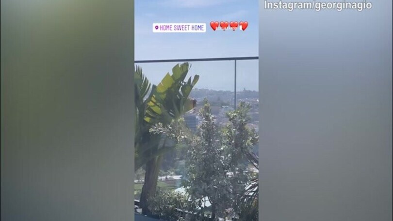 Georgina riprende, CR7 si allena