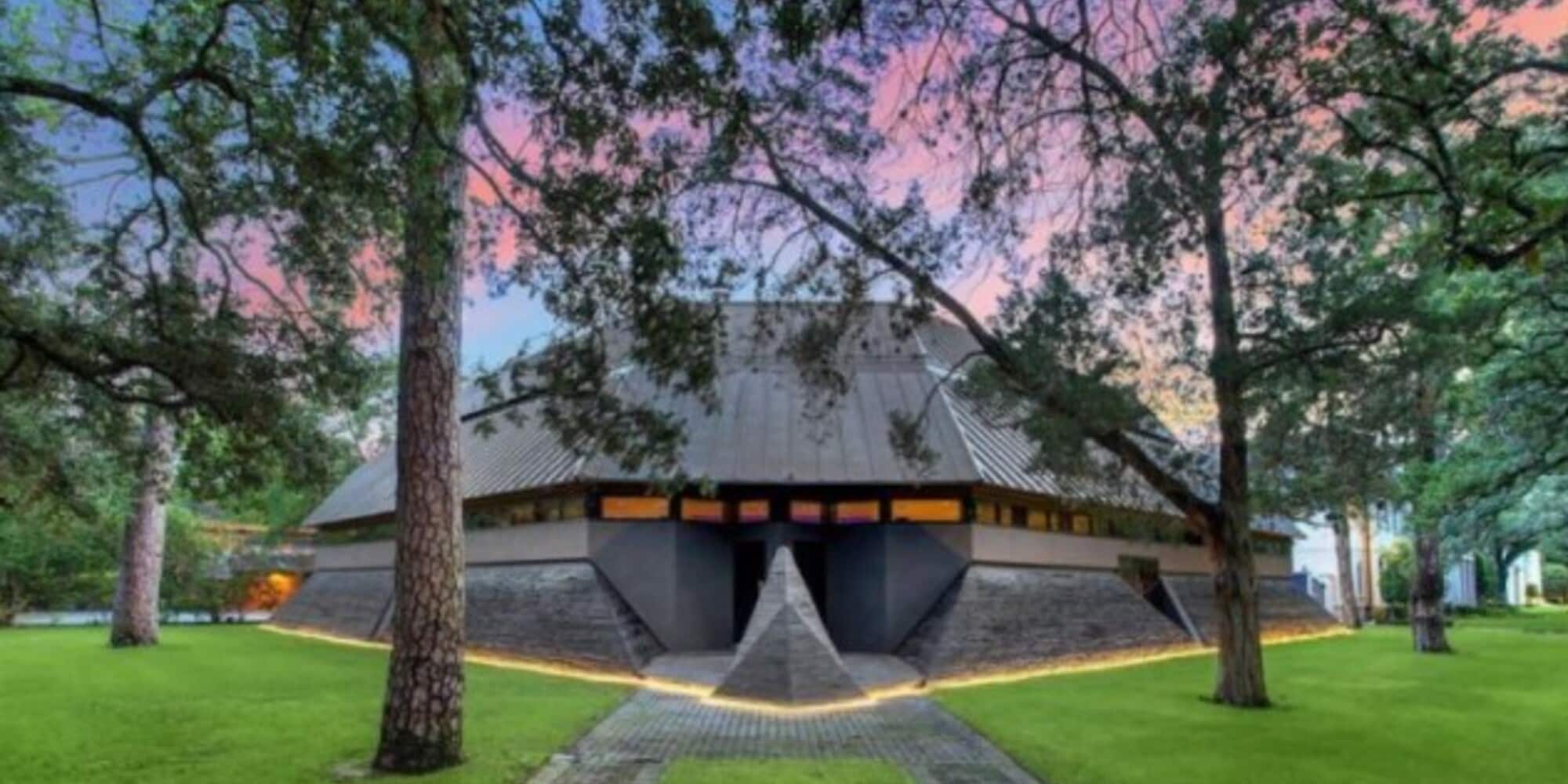 Star Wars, casa ispirata a Darth Vader in vendita ad un prezzo esorbitante
