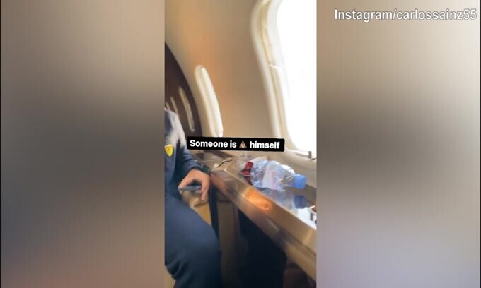 In volo verso Baku, che paura per Sainz e Leclerc!