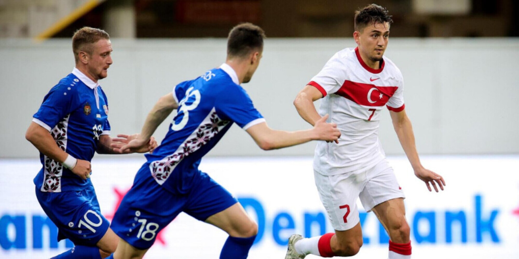 Avversarie Italia, Under trascina la Turchia. La Svizzera dilaga