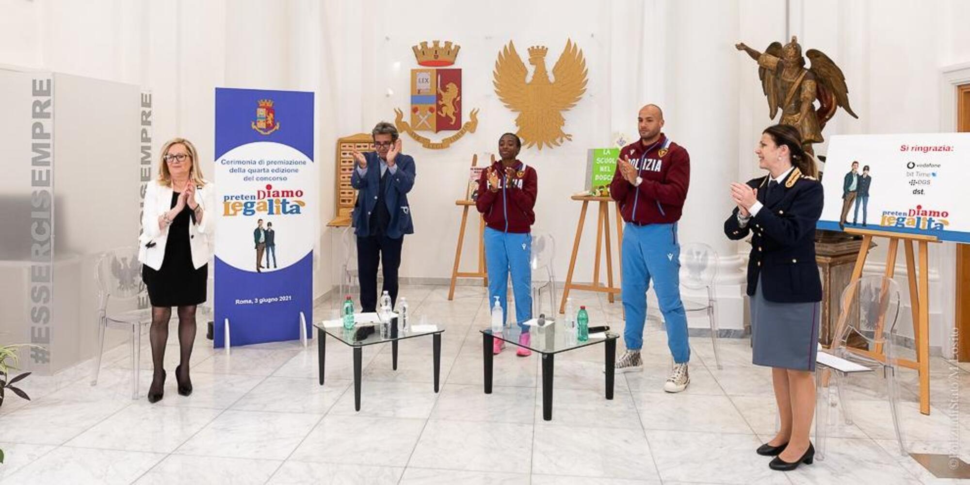 Polizia di Stato: premiazione del concorso “Pretendiamo legalità”