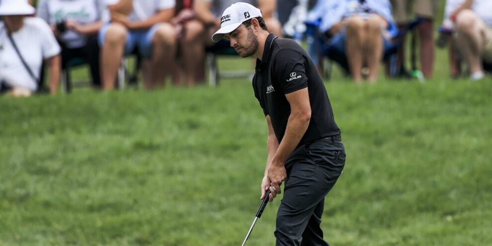 Golf, The Memorial: ancora ritardi nel programma. Cantlay in testa