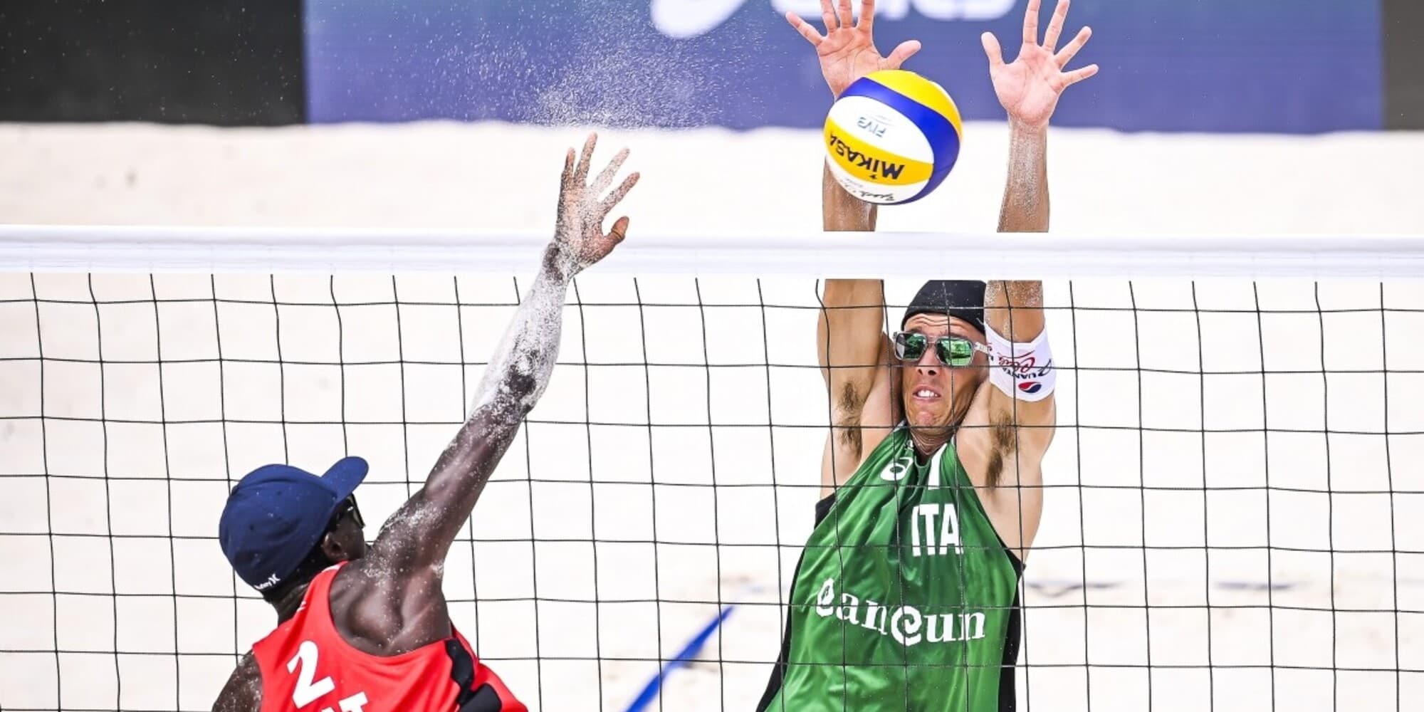 Sofia: cinque coppie italiane in campo