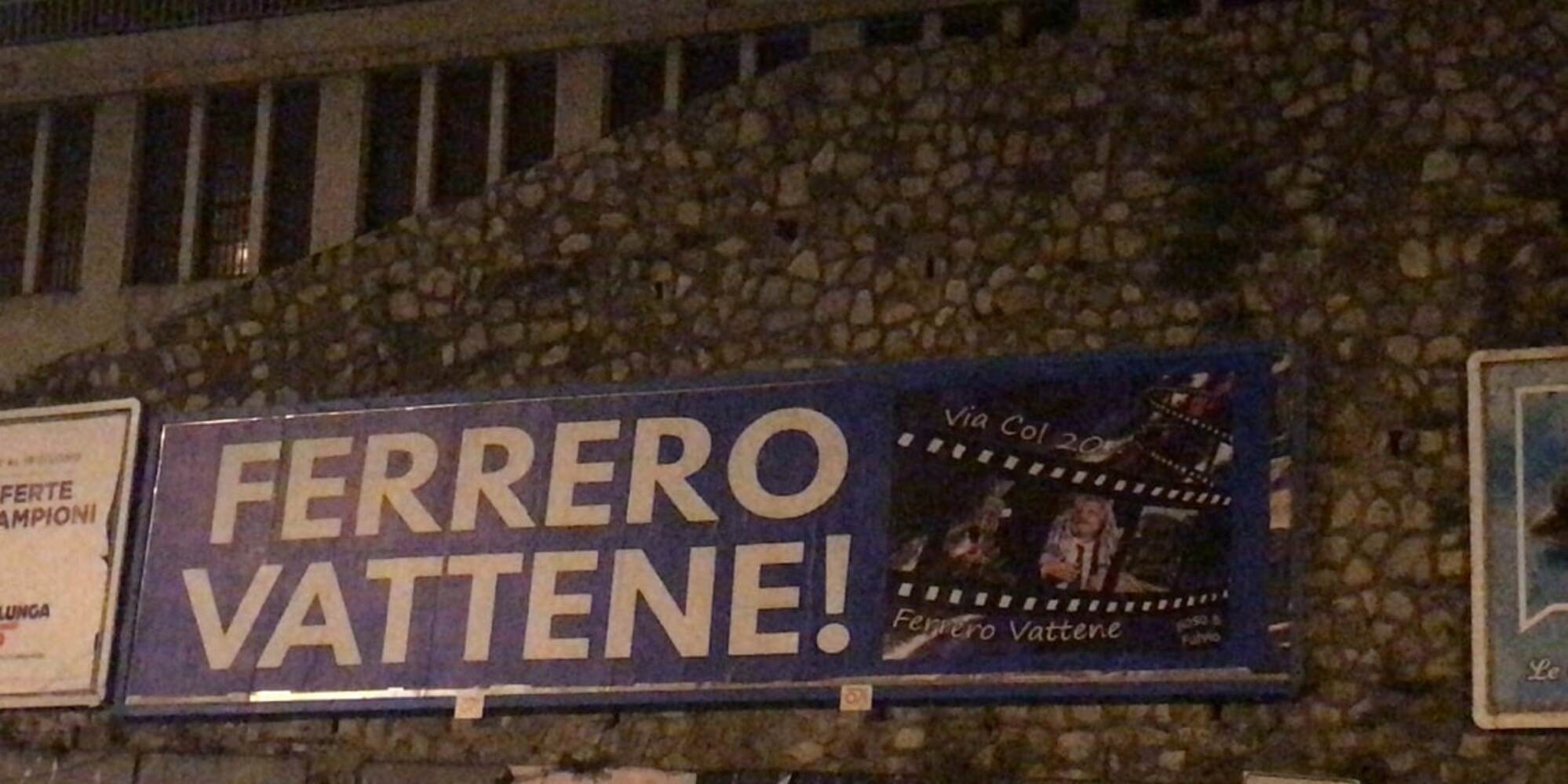 Sampdoria, Genova tappezzata da manifesti "Ferrero vattene"
