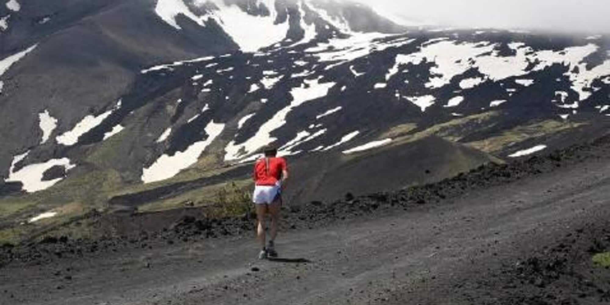 Conto alla rovescia per la 14a edizione della Supermaratona dell'Etna al via sabato 12 giugno