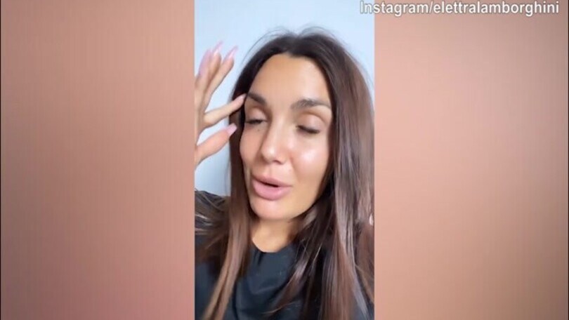 Elettra Lamborghini, rivelazione hot a..metà