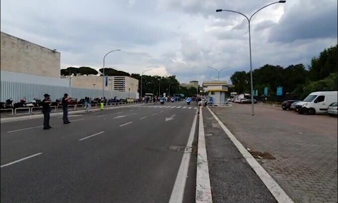 Italia-Turchia, l'arrivo del pullman azzurro