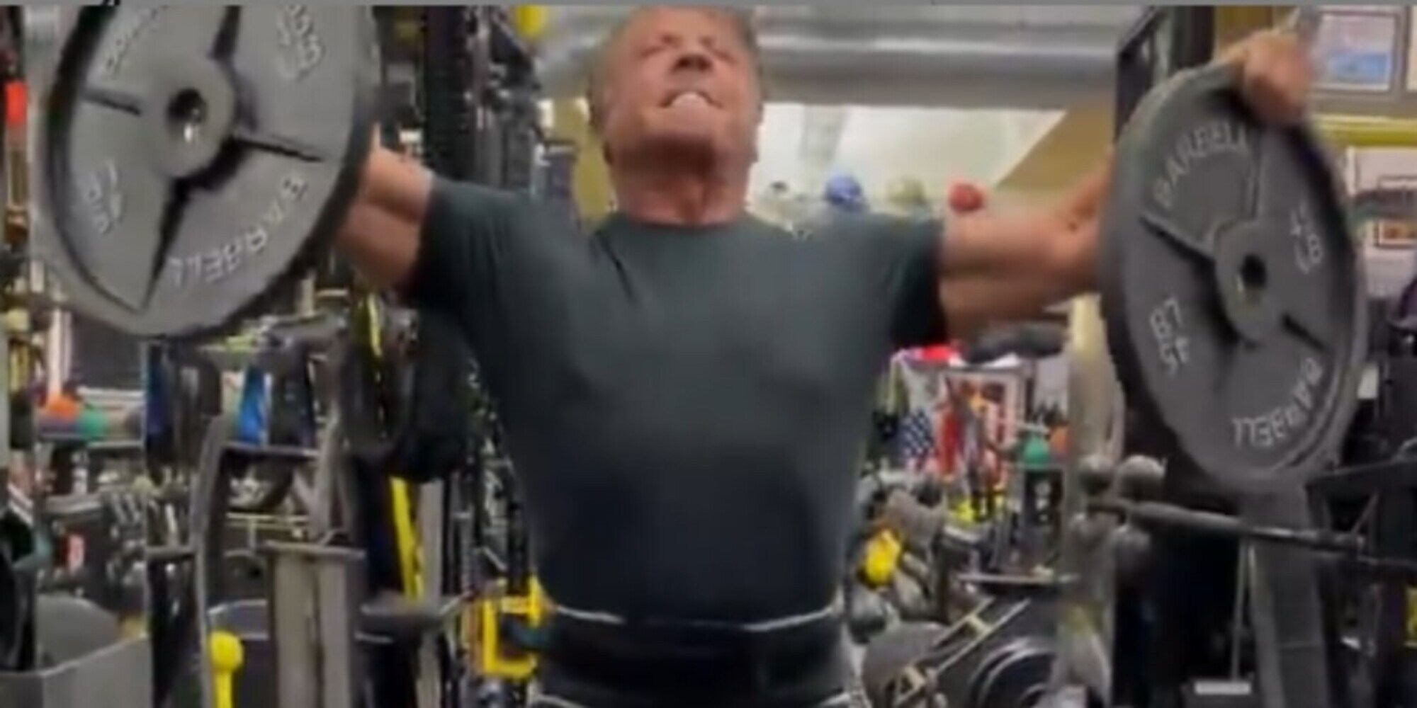 Guardate come si allena Sylvester Stallone a 74 anni! VIDEO