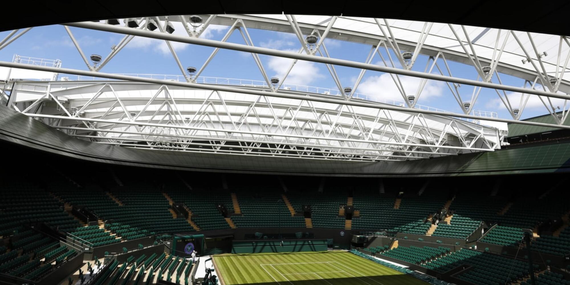 Wimbledon, spalti gremiti per la finale: ammessi 15.000 spettatori