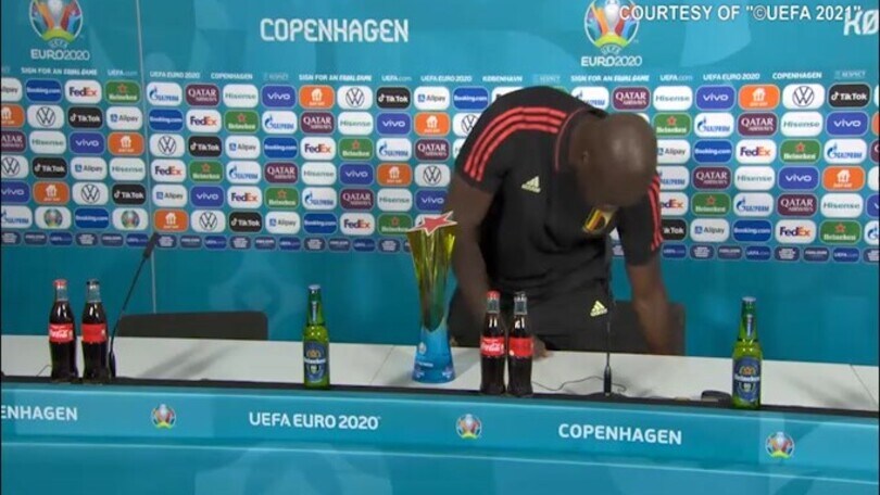 Coca-Cola, Lukaku propone una collaborazione