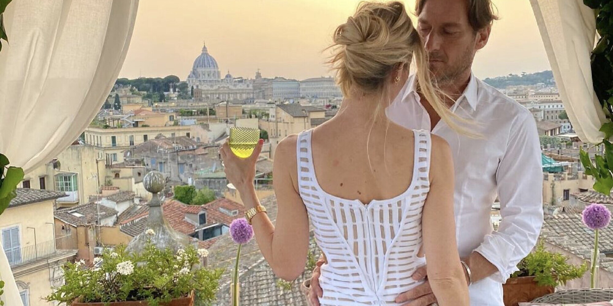 Totti e Ilary Blasi, anniversario in una location da favola