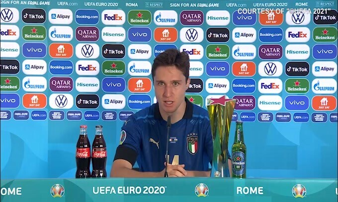 Chiesa: "Siamo qui per sognare di alzare il trofeo"