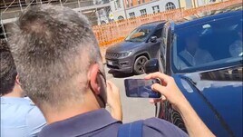 Inter, l'arrivo in sede di Calhanoglu