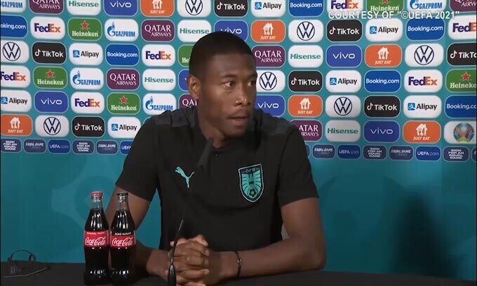 Alaba e il razzismo: "Inginocchiarsi è un segnale chiaro"
