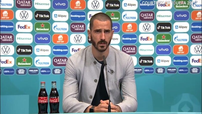 Bonucci sull'inginocchiarsi: "Decideremo insieme in hotel"