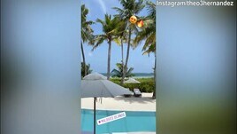 Theo Hernandez nel paradiso delle Maldive