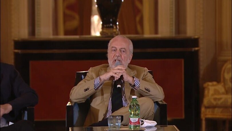 De Laurentiis a Draghi: "Perché non pensi al calcio?"