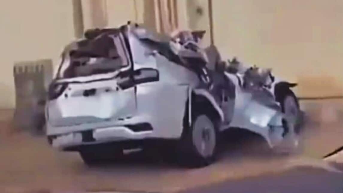 Toyota, quattro Land Cruiser distrutti in un incidente