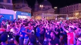 L'Italia è in finale, delirio a Roma
