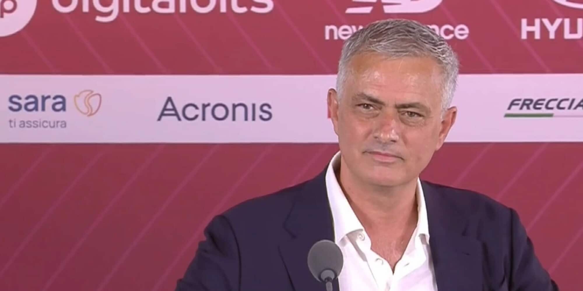 Mourinho: “Non sono qui in vacanza, vogliamo una Roma vincente nel tempo”