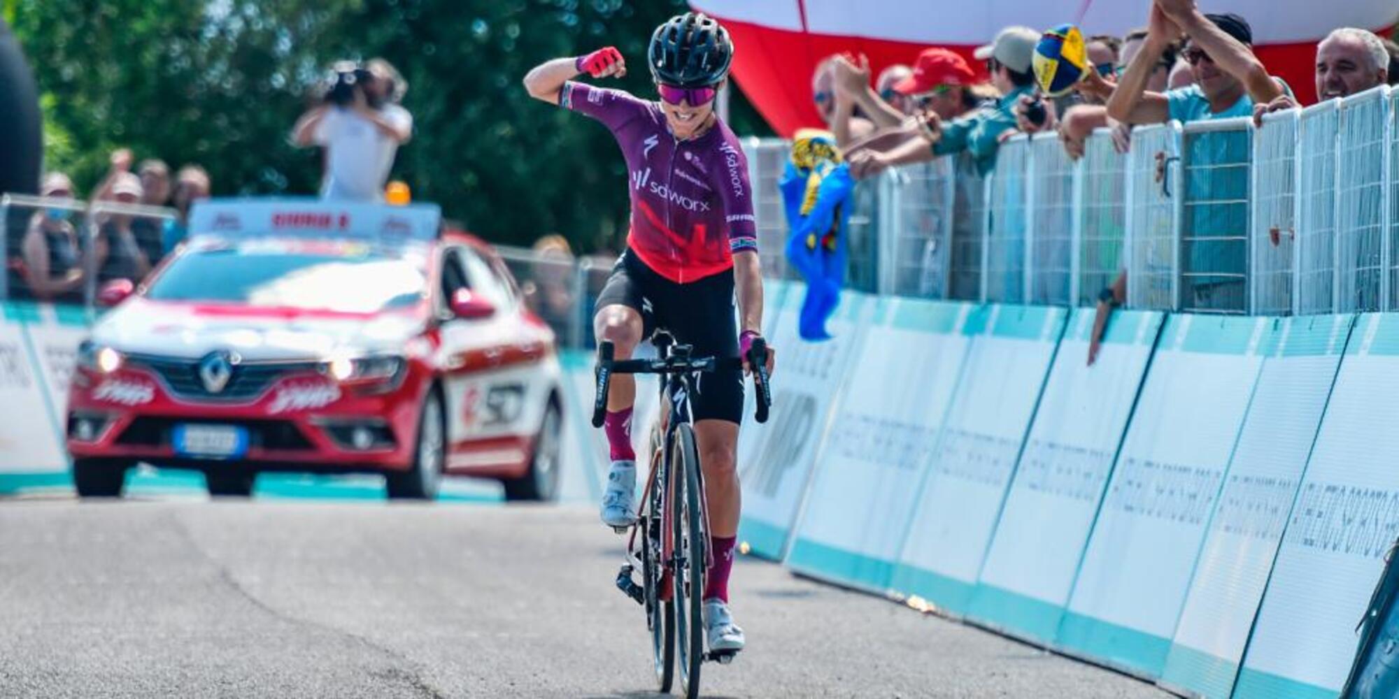 Giro d'Italia donne, tappa a Moolman-Pasio. Van der Breggen ancora in rosa