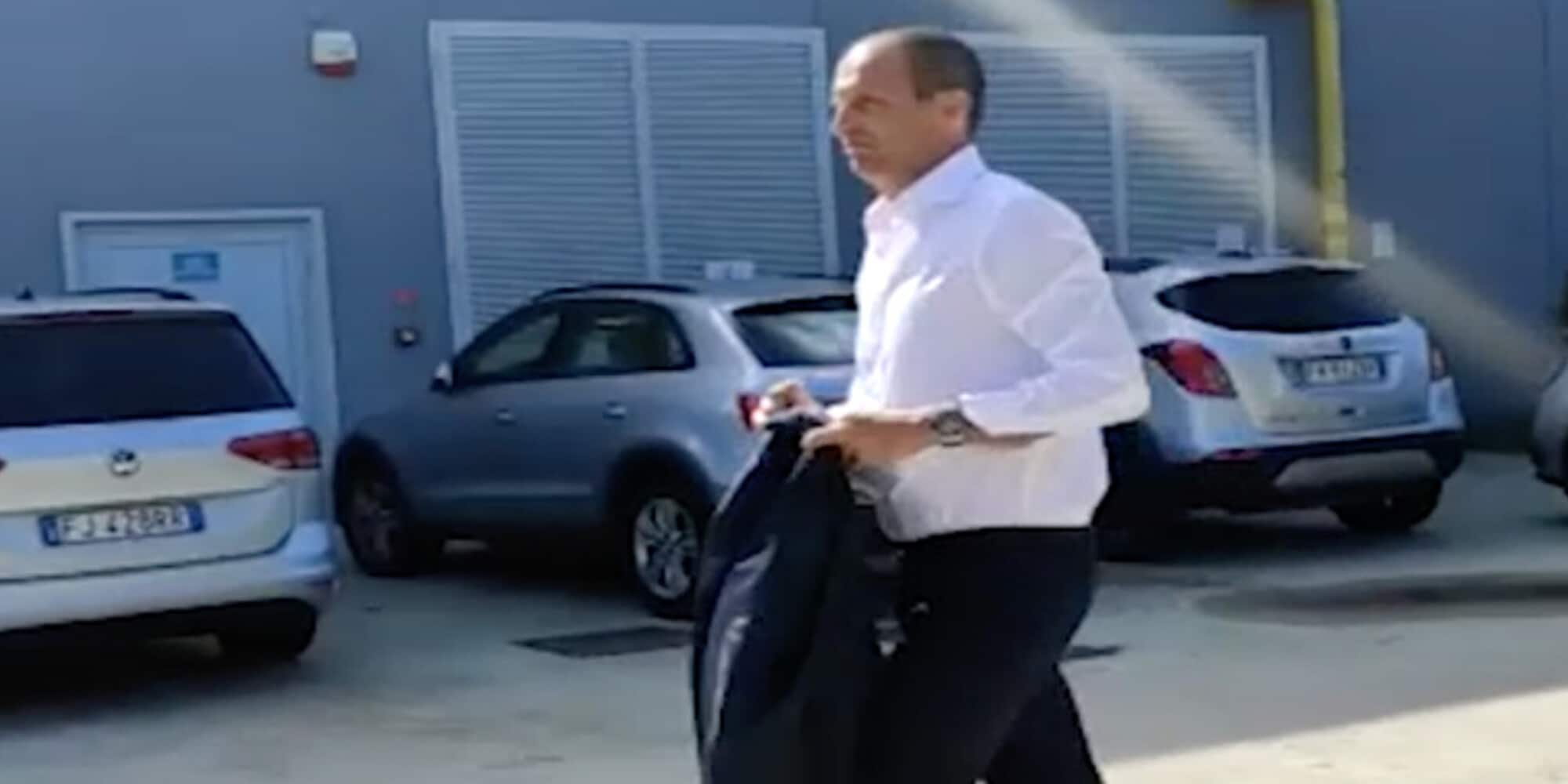 Juve, al via il raduno: cori per Allegri. Nedved: "Ronaldo arriva"