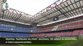 Gravina: "Riapriamo gli stadi". Razzismo, tre arresti in Inghilterra