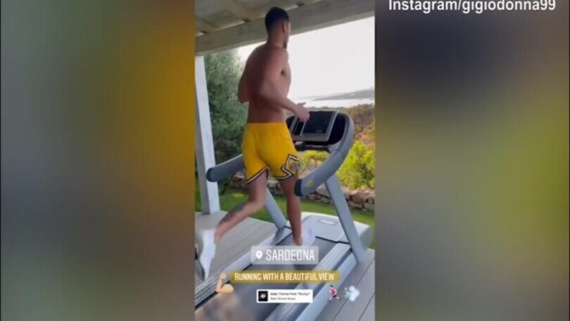 Gianluigi Donnarumma di corsa verso il Psg