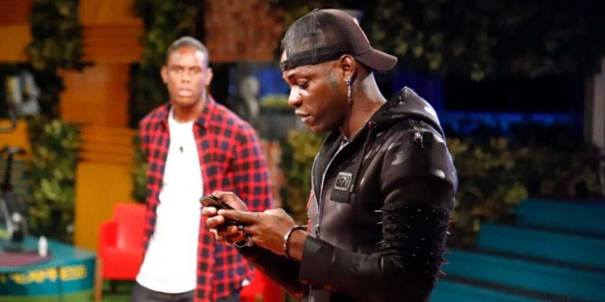 Balotelli: "Donne che fanno figli per soldi". L'ex Clelia lo accusa