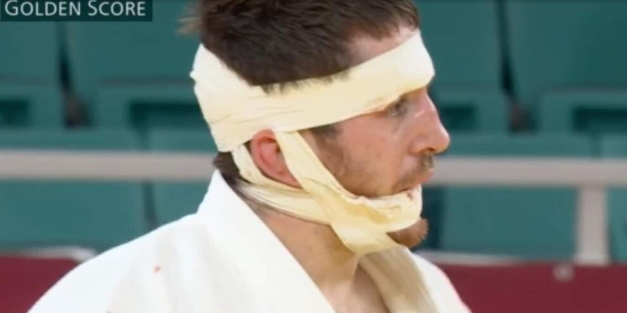 Sangue alle Olimpiadi: colpi durissimi durante una sfida di judo