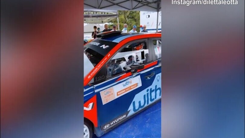 Diletta Leotta e la prima volta sulla macchina da rally