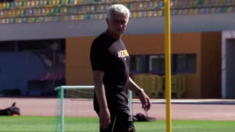 Roma, le immagini esclusive dell'allenamento in Portogallo