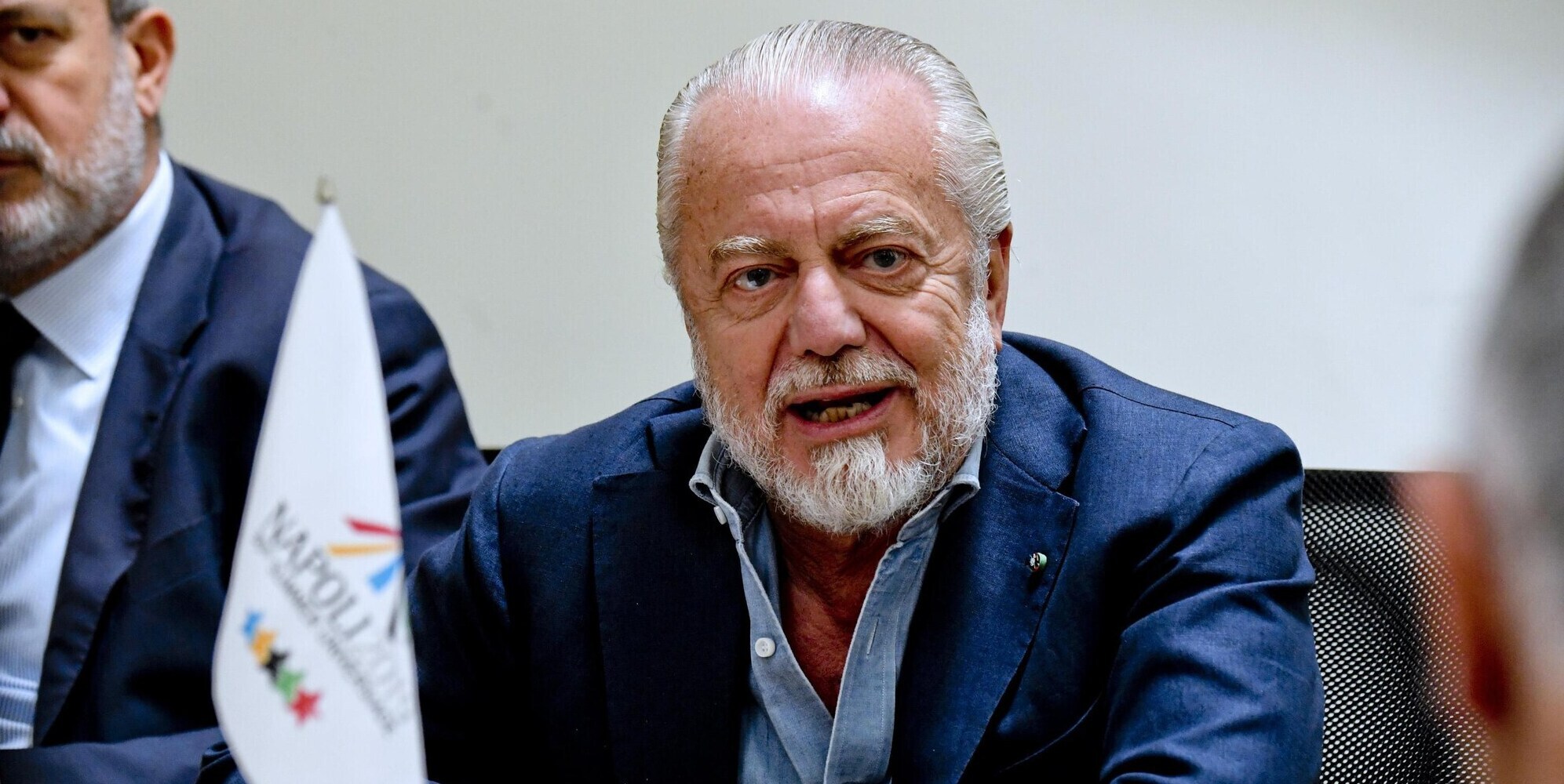 Napoli, spunta uno sponsor a sorpresa. Decisi i colori delle tre maglie