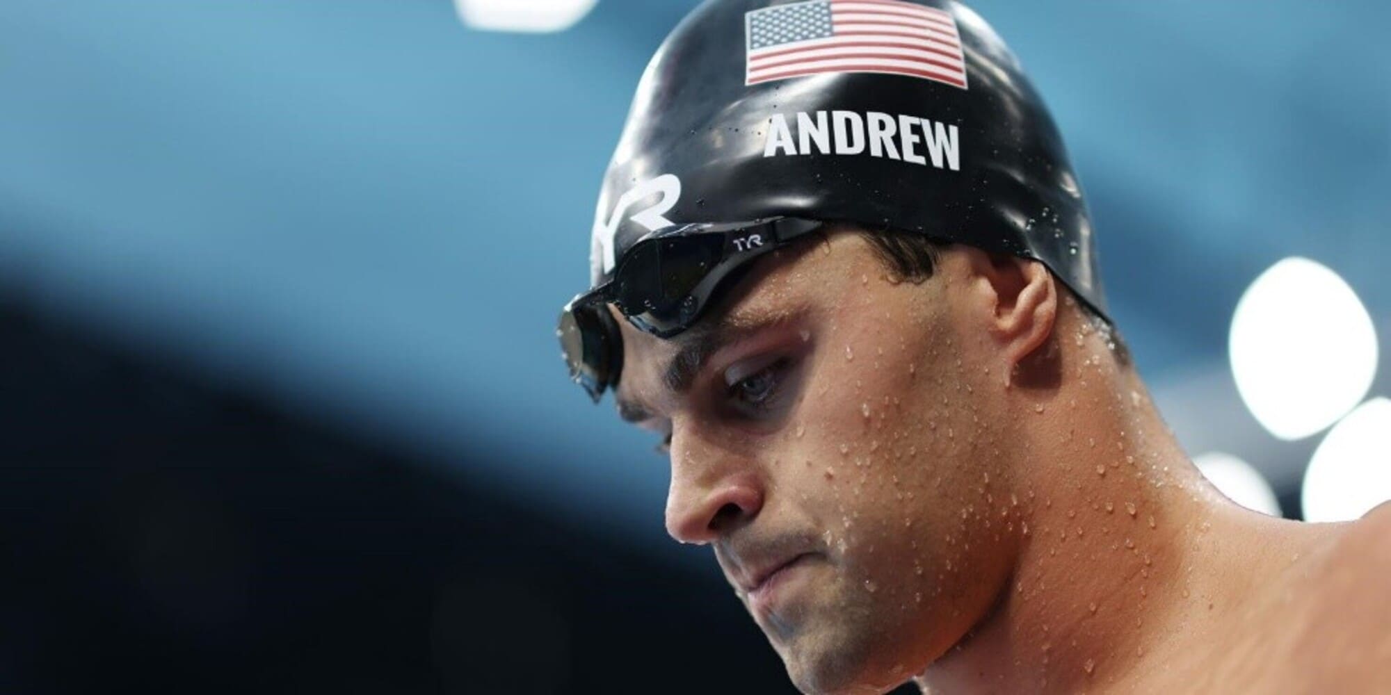 Olimpiadi, il caso Andrew: nuotatore no vax senza mascherina