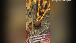 "57 anni e senza capelli" quanti sfottò per Montano