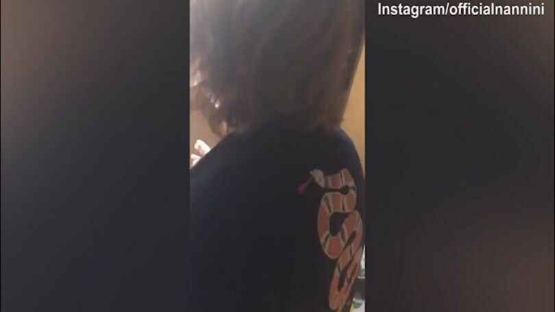 Gianna Nannini improvvisa un concerto dal...camerino!