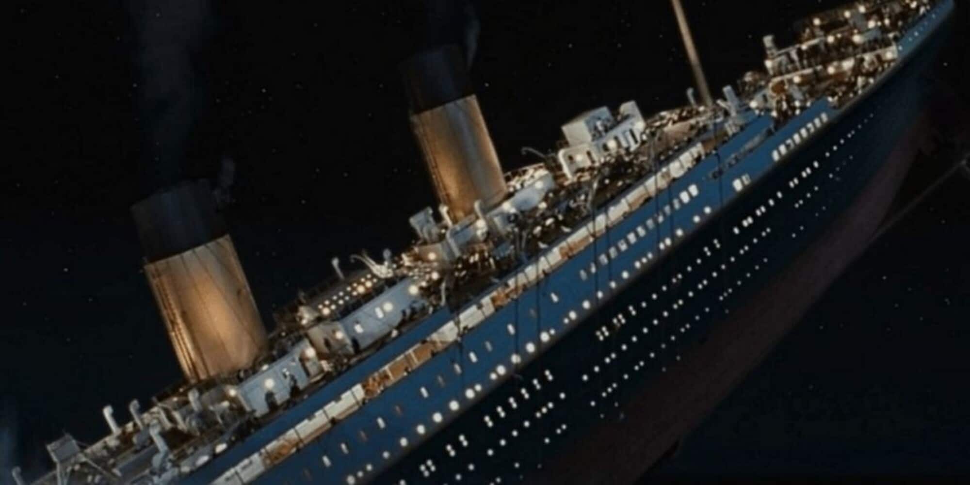 Titanic, crolla iceberg nel museo: tre visitatori feriti