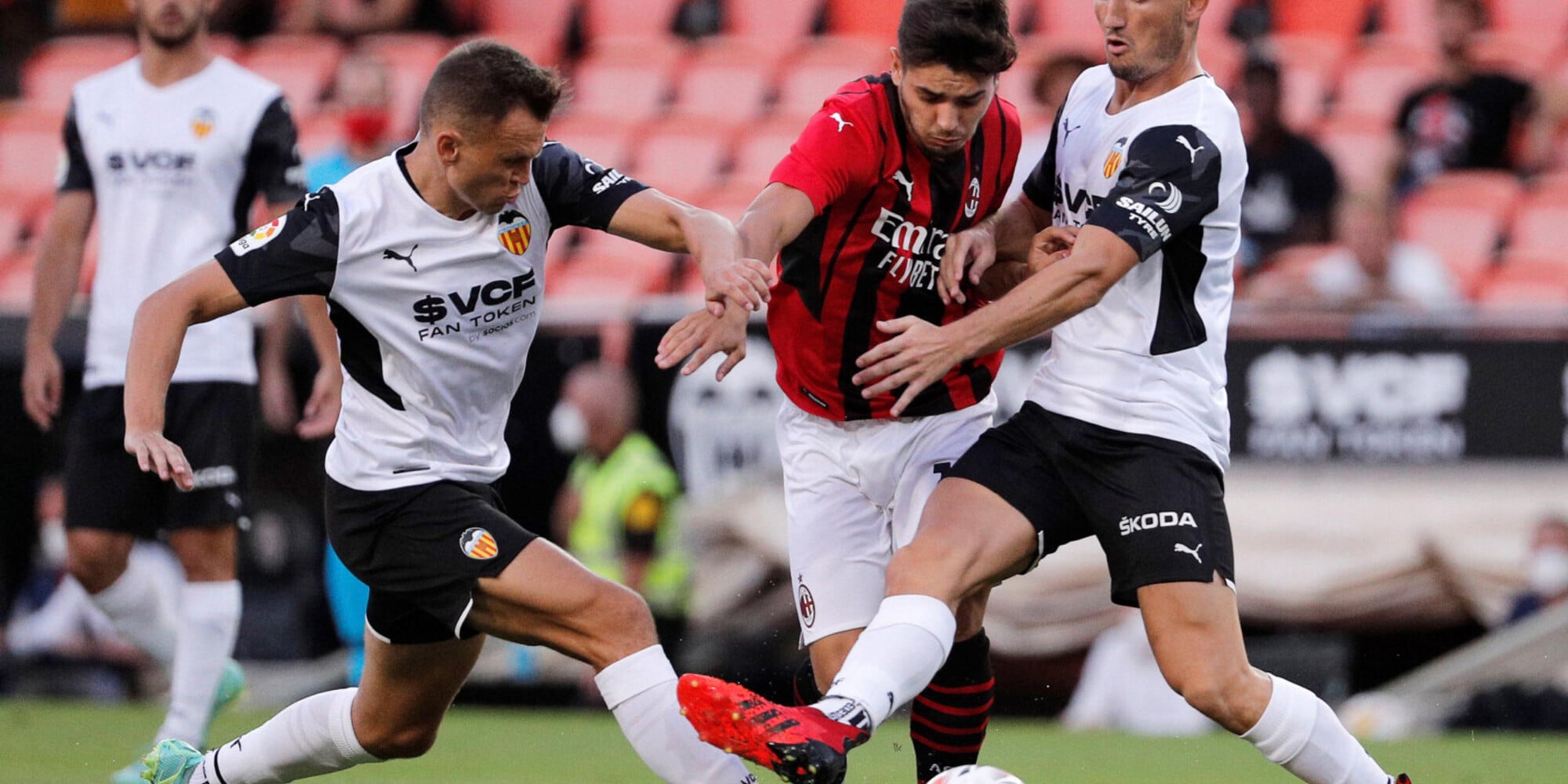 Il Milan perde il Trofeo Naranja: vince il Valencia 5-3 ai calci di rigore