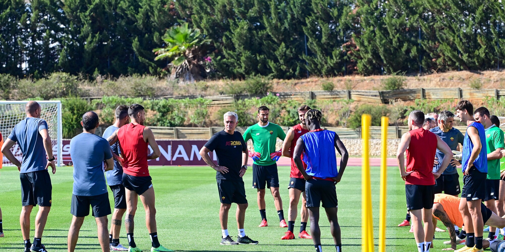 Roma, ultimo allenamento in Portogallo. Ecco il programma per la Spagna