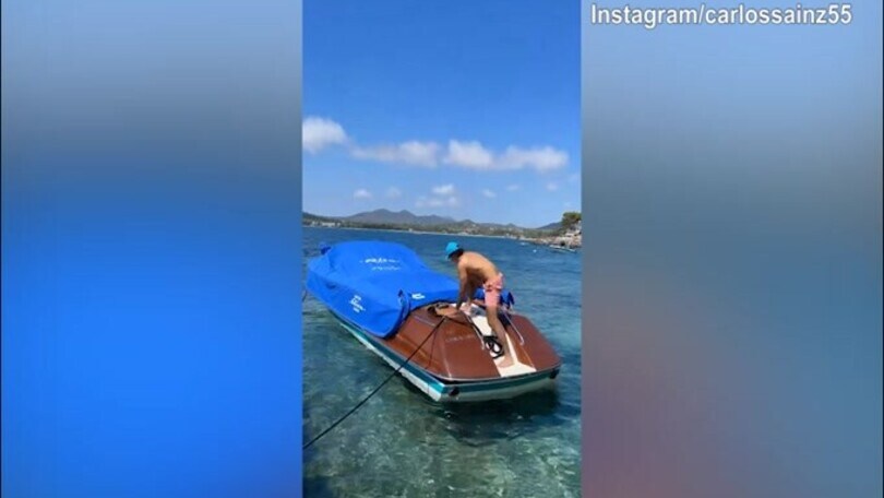 Formula 1 in vacanza, Sainz si rilassa