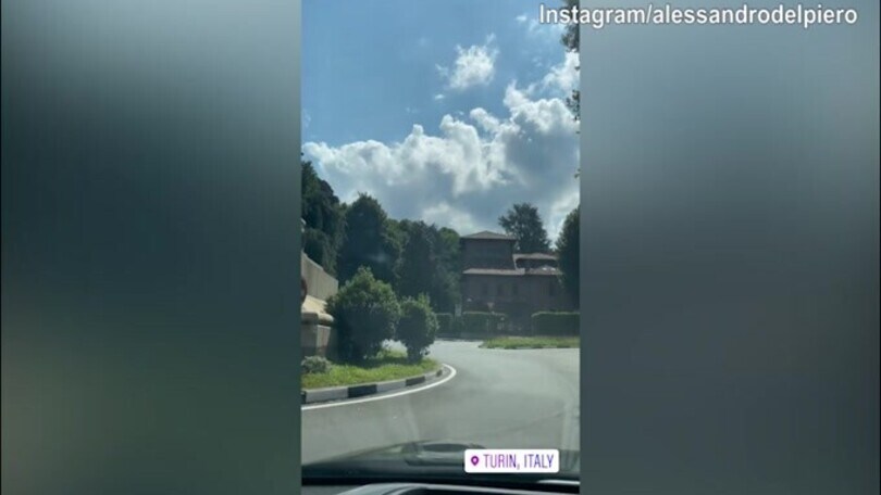 Alex Del Piero gira per Torino