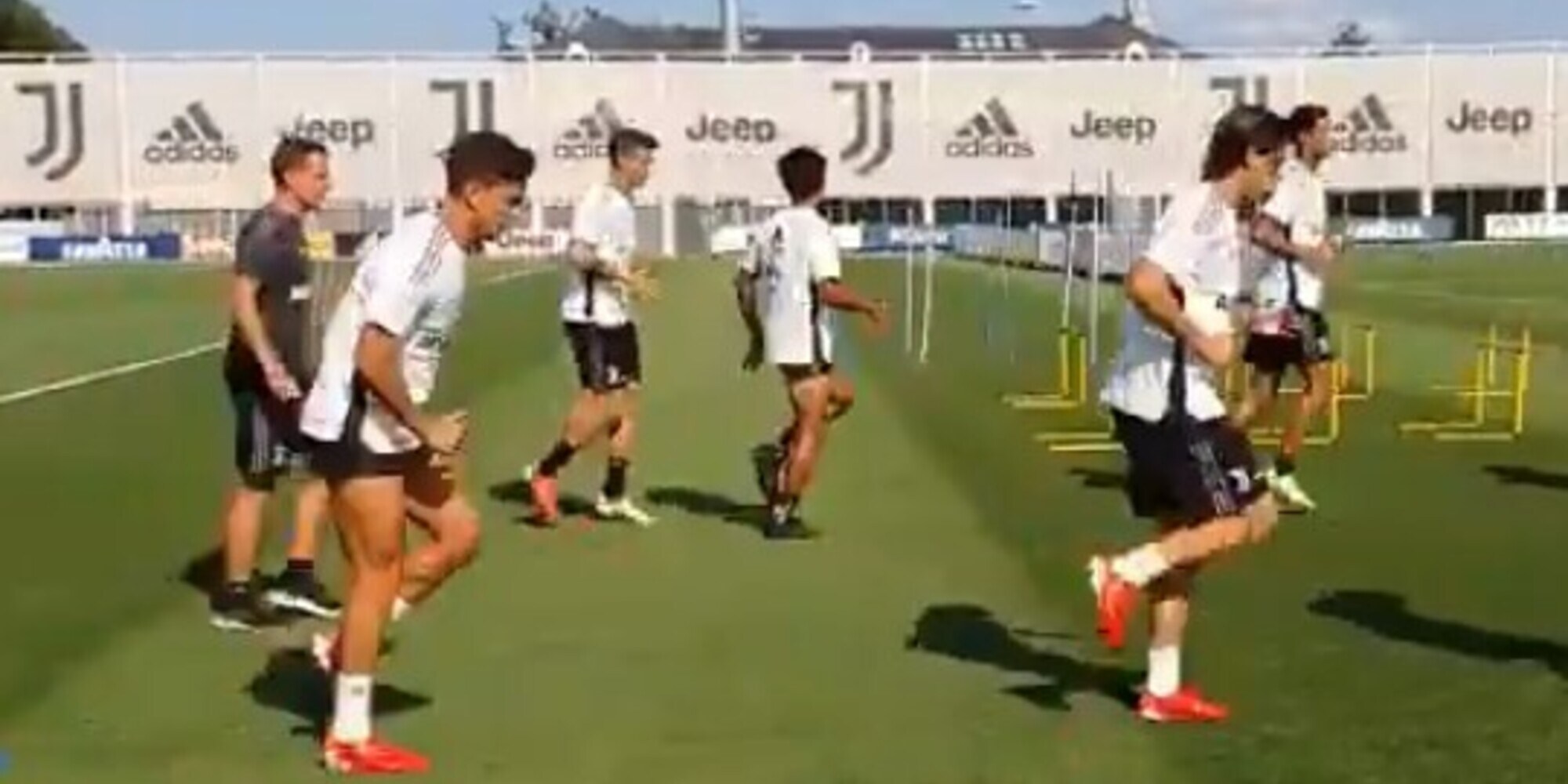 Juve, Dybala torna in gruppo. Incontro per il rinnovo